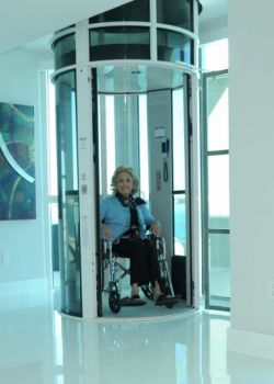 PVE 52 wheelchair elevator